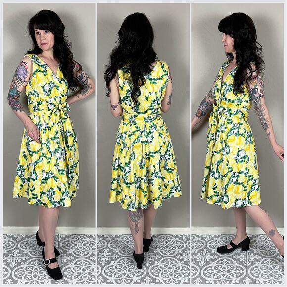Vintage Y2K Lemon Print Novelty Sleeveless Dress - Picture 3 of 7